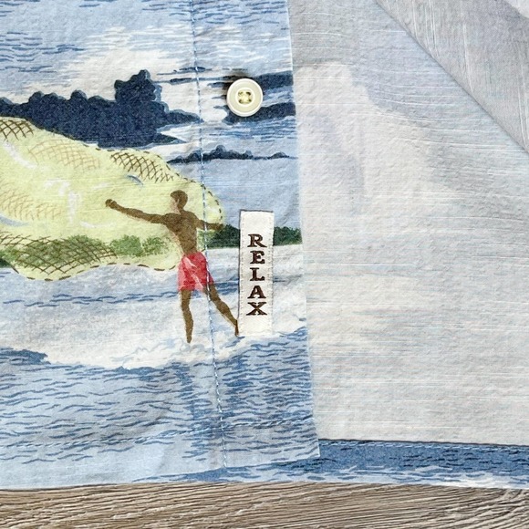 TOMMY BAHAMA Hawaiian Button Down Shirt - Picture 6 of 13